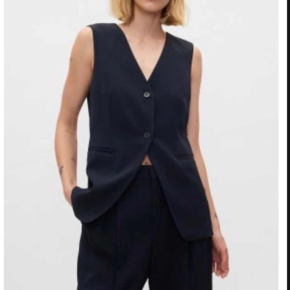 Gap Longline Vest